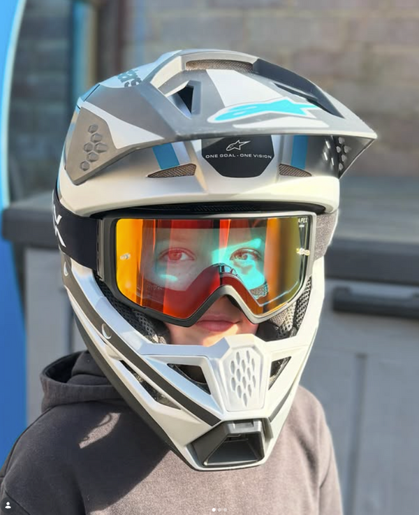 APEXX rider