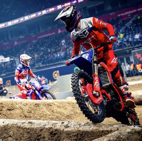 APEXX rider
