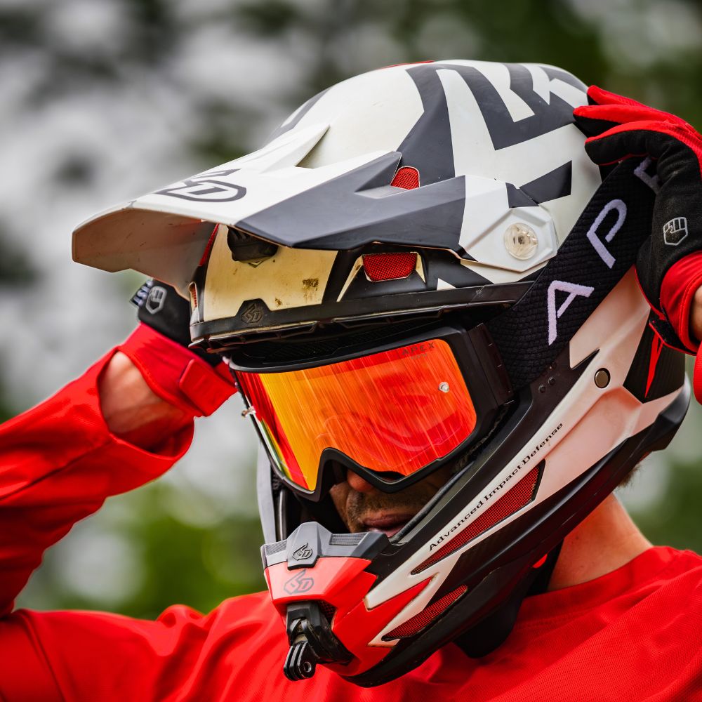 Goggles Image 2
